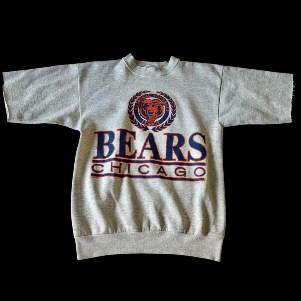 1993‎ Chicago Bears Crewneck Sweatshirt Tshirt Large Thrashed Worn NFL Vintage